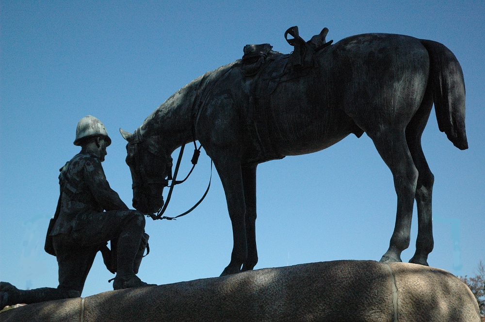 DSC_0054_edit.jpg - Horse Memorial, Port Elizabeth.