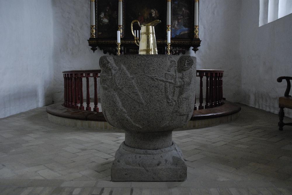 _DSC0243.JPG - Malt Kirke.
